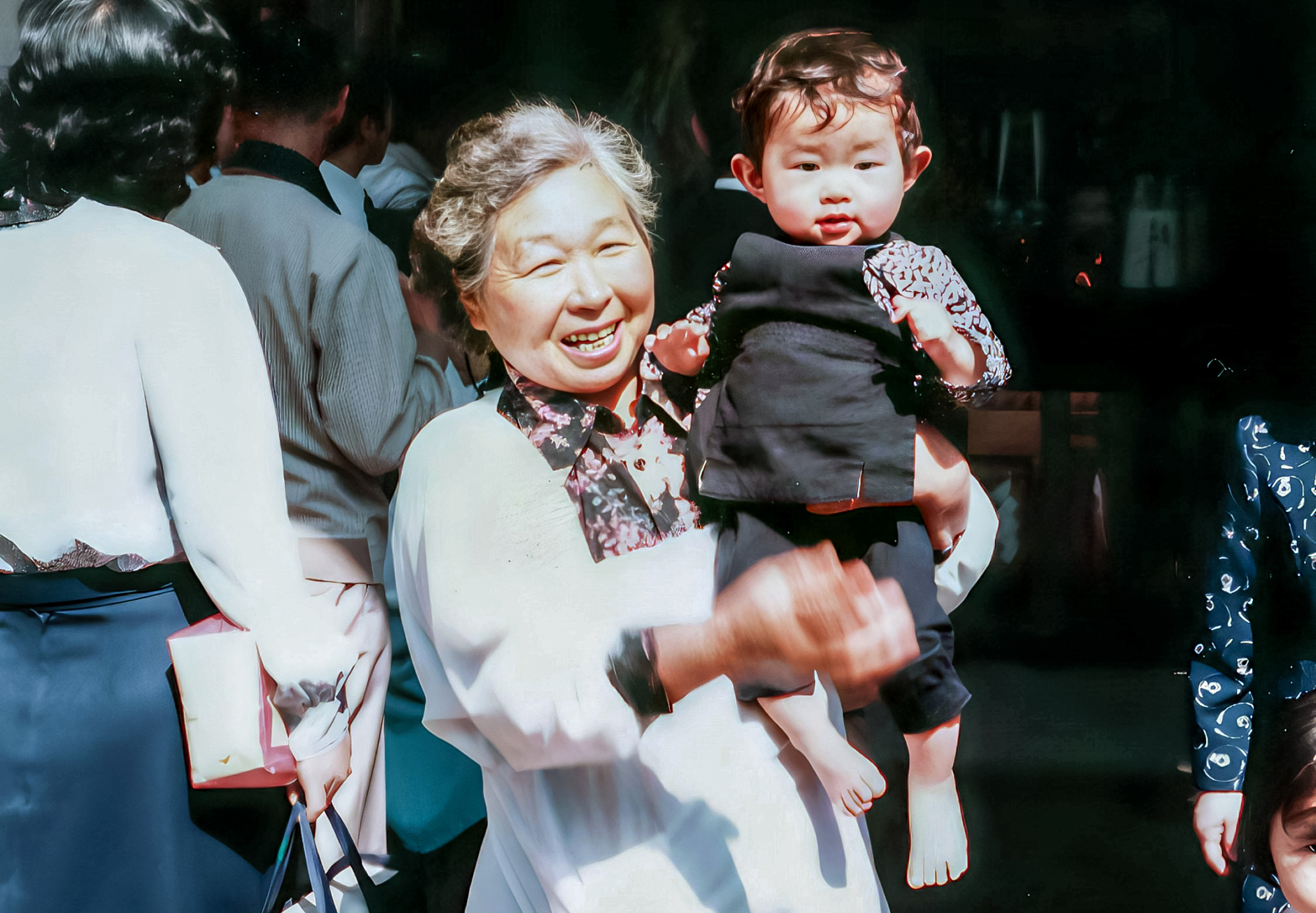 色褪せた写真（AI補正後）